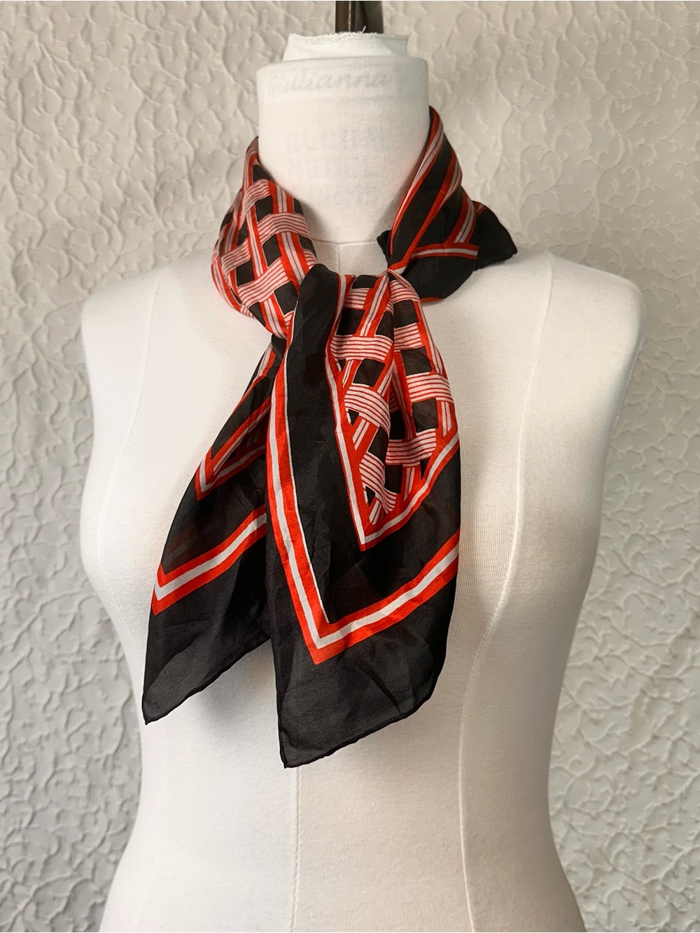 Silk-Look Black and Red Geometric Neck Scarf